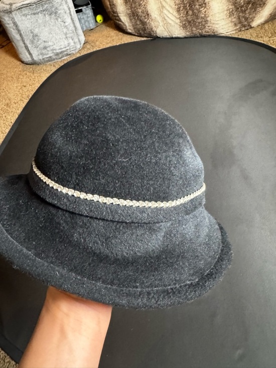 Vintage Betmar NY Black Fur Felt Cloche Hat Rhinestone Band main image 4